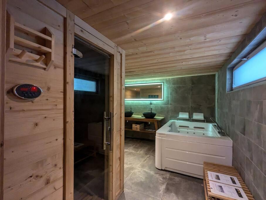 Chalet Des Belles Roches, 14 Pers, Garden, Sauna La Bresse Buitenkant foto